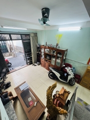 NHÀ ĐƯỜNG NGUYỄN VĂN SANG, TÂN PHÚ GẦN AEON, 4 TẦNG GIÁ 5,6 TỶ.