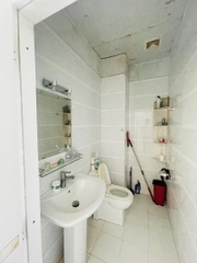 Nhà Đẹp 5 Tầng Lý Thường Kiệt, Tân Bình,  Xe Hơi Vào Nhà, Phòng Khám Spa.
