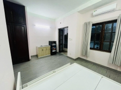 NHÀ MỚI ĐẸP ĐƯỜNG BẠCH ĐẰNG TÂN BÌNH, GẦN SÂN BAY 87 M2 4 TẦNG.