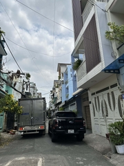 NHÀ VƯỜN LÀI TÂN PHÚ ĐƯỜNG TRƯỚC NHÀ 8M 3,9M X 14,2M 3 TẦNG.