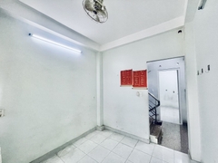 NHÀ HẺM XE HƠI LẠC LONG QUÂN P11 TÂN BÌNH, 5 TẦNG GIÁ 6,35 TỶ.