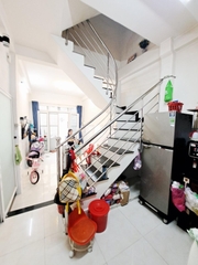 NHÀ LẠC LONG QUÂN P10 TÂN BÌNH, GẦN ĐẠI HOC BÁCH KHOA GIÁ 5,6 TỶ.