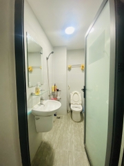 Nhà Trên Đường Phan Huy Ích, Phường 15 Tân Bình 10 Phút Đến Sân Bay Quốc Tế Tân Sơn Nhất..