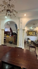 BIỆT THỰ ĐƯỜNG YÊN THẾ P2 TÂN BINH, GẦN SÂN BAY, 7,4M X 13,5M.