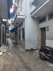 NHÀ ĐƯỜNG SỐ 18 TÂN QÚY TÂN PHÚ NHÀ ĐẦY DỦ CÔNG NĂNG GIÁ 2,2 TỶ.
