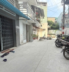 NHÀ ĐƯỜNG THÀNH MỸ P8 TÂN BÌNH 3,35 TỶ, CÓ SÂN ĐỂ 20  XE MÁY.