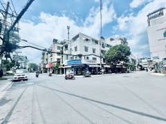 NHÀ HẺM XE HƠI LẠC LONG QUÂN P11 TÂN BÌNH, 5 TẦNG GIÁ 6,35 TỶ.