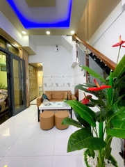 NHÀ NGUYỄN HỒNG ĐÀO T.BÌNH, HẺM TRƯỚC NHÀ 3M GIÁ 4,3 TỶ.