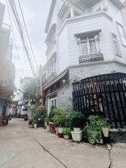 NHÀ HẺM 5M HOÀNG VĂN THỤ TÂN BÌNH, GẦN SÂN BAY GIÁ NHỈNH 5 TỶ.