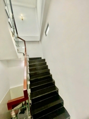 Nhà đường Nguyễn Văn Yến số cũ Phan Anh Ôtô đậu trước cửa nhà.