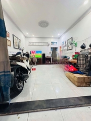 Nhà đường Bình Long, Sơn Kỳ Tân Phú vuông đẹp.