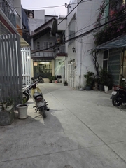 NHÀ ĐƯỜNG THÀNH MỸ P8 TÂN BÌNH 3,35 TỶ, CÓ SÂN ĐỂ 20  XE MÁY.