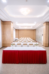 PHÒNG HỒNG NGỌC