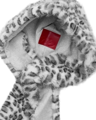 Insane® Arctic Leopard Scarf