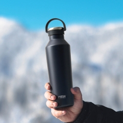 Bình nước thể thao cách nhiệt chân không TYESO có quai xách bằng silicon mềm 25oz（750ml)