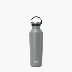 Bình nước thể thao cách nhiệt chân không TYESO có quai xách bằng silicon mềm 25oz（750ml)