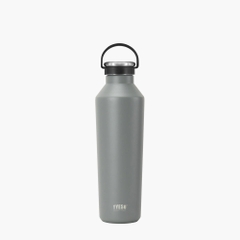 Bình nước thể thao cách nhiệt chân không TYESO có quai xách bằng silicon mềm 30oz（900ml)