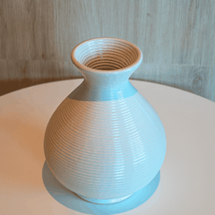 Rivius Elarin – Bình Gốm Dáng Hồ Lô Gân Mịn Màu Trắng