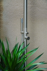 Rivius Aquava – Vòi Sen Ngoài Trời Dáng Đứng Tối Giản