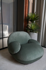 Rivius Overa – Ghế Bành Tựa Phồng Bọc Vải Cỡ Lớn