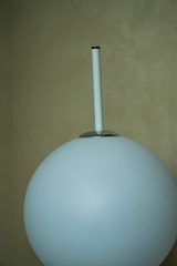 Rivius Orbivra – Đèn Sàn Nghệ Thuật Khối Cầu Tương Phản Trắng Đen