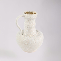 Rivius Vulkara – Bình Gốm Sần Dáng Vò Có Tay Cầm Cổ Điển