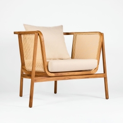 Rivius Fabanelle – Ghế Gỗ Mây Với Đệm Vải Dệt Mộc Mạc