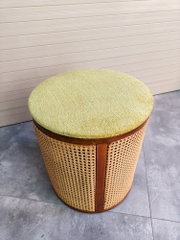 Rivius Canveround – Ghế Đôn Nhung Với Mây Đan Dáng Tròn