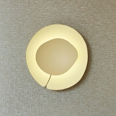 Rivius Soraé – Đèn Tường Ánh Sáng Nhẹ