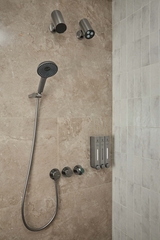 Rivius Aquadot – Bộ Vòi Sen Sắc Đen Tối Giản