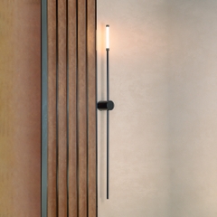 Rivius Veyla – Đèn Tường Nghệ Thuật Thanh Mảnh Ánh Sáng Tối Giản