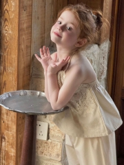 Set Áo Yếm Quần Dài Ren Kem Lưới Ota