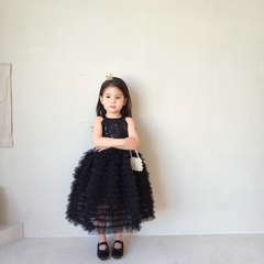 VD Yếm Đen Voan Tầng Nơ Sau Btown