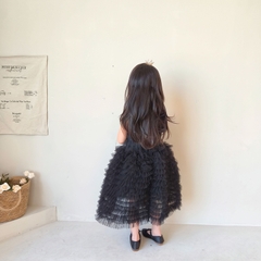 VD Yếm Đen Voan Tầng Nơ Sau Btown