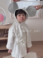 ÁO CHOÀNG VOI TRẮNG