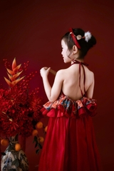 Set Dài Áo Yếm Họa Tiết Váy Đỏ Kèm Choàng