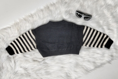 Áo Len Đen Mix Tay Pukids