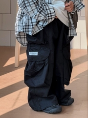 Quần Dài Kaki Đen Túi Hông PL