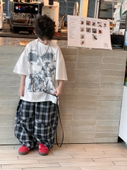 Áo Ngắn Trắng Hình Xám FS