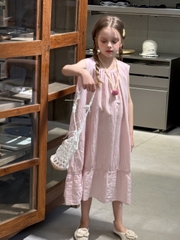 VD Hồng Sen Cổ Tròn Luo