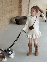 Váy Ngắn Len Kem Nón Ota