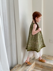 SET Dài Váy Hoa Xanh Quần Thun Kem Peach