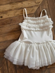 Jump Bơi Trắng Xòe Chengle