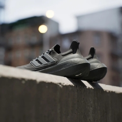 Giày Adidas Nam Chính hãng - Ultraboost Light - Đen | JapanSport GZ5159