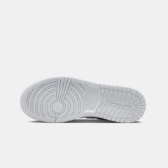 Giày Nike Chính Hãng - Air Jordan 1 Low (GS) - Màu Trắng/Xanh | JapanSport 553560-104