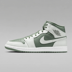 Giày Nike Nam Chính Hãng - Air Jordan 1 Mid - Màu Trắng Xanh | JapanSport DQ8426 107