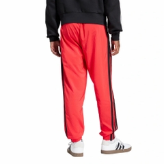 Quần Dài Adidas Chính Hãng - Essentials 3-Stripes Woven Joggers - Màu đỏ | JapanSport JE6404