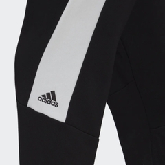Quần Adidas Nam Chính Hãng - Future Icons Embroidered Badge of Sport Joggers - Đen | JapanSport HK2173