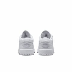 Giày Nike Nam Nữ Chính Hãng - Air Jordan 1 LowOlder - Trắng | JapanSport 553560-136