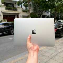 【Đã qua sử dụng】Apple MacBook Pro 2017 - Core i5-7360U | 8GB | 512GB - Màu bạc |  JapanSport
